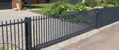 Metal Fence Installation in Pearland, TX